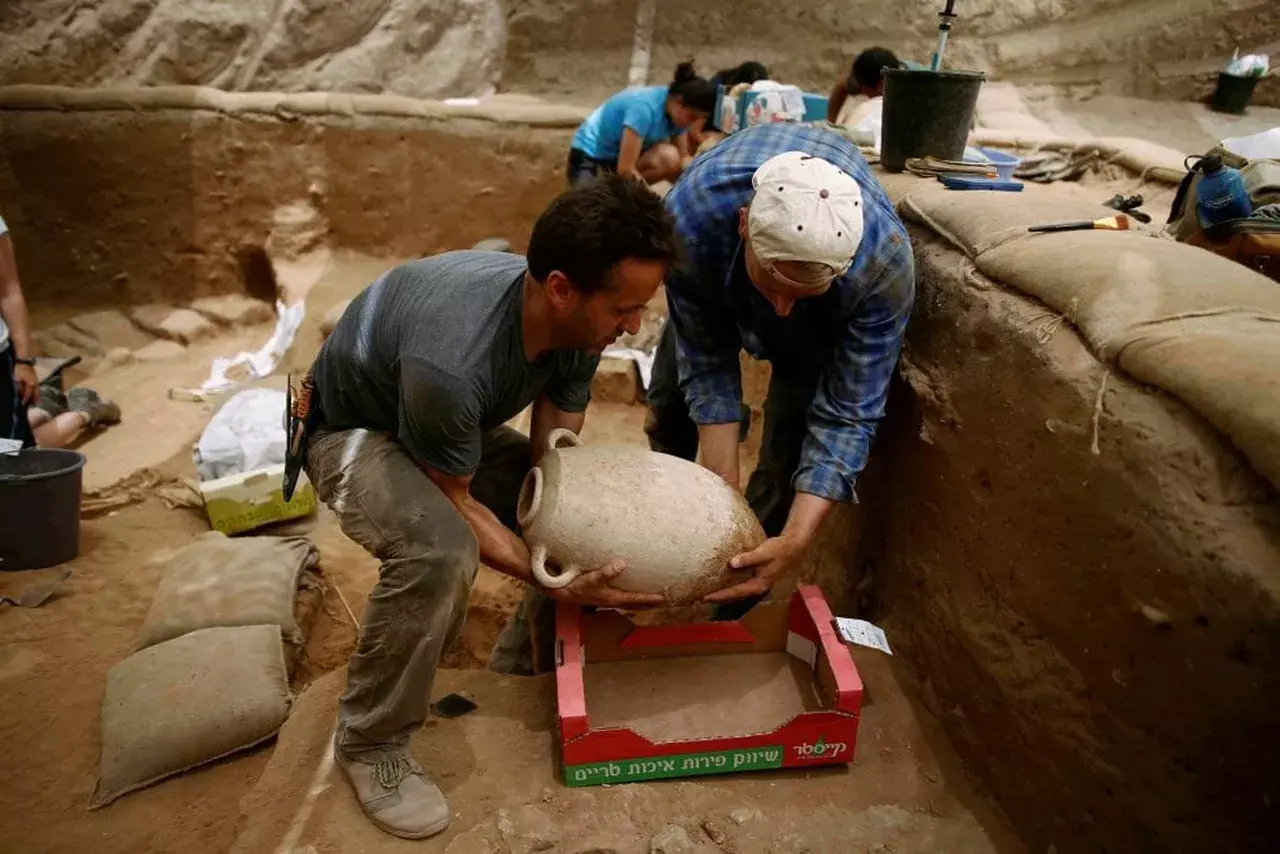 121034204-19b9cf6f-9982-41f1-a797-87d86fa4932a